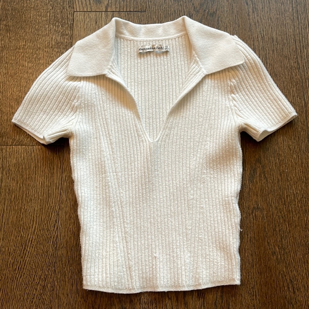 Abercrombie Cotton V Neck Ribbed Polo Top